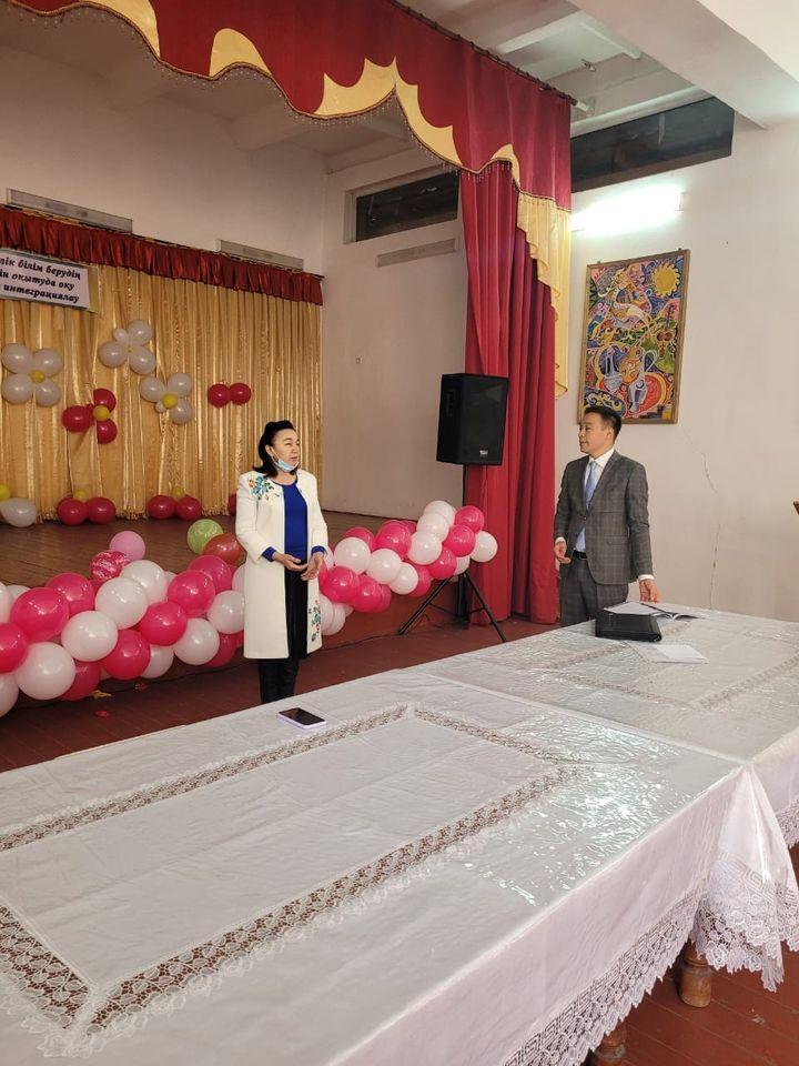 МҰҒАЛІМНІҢ КӘСІБИ ДАМУЫ ҮШІН ТЫНЫМСЫЗ  ІЗДЕНІС ҚАЖЕТ